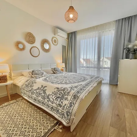 Apartment Prestige - Private - Bsr - 2
